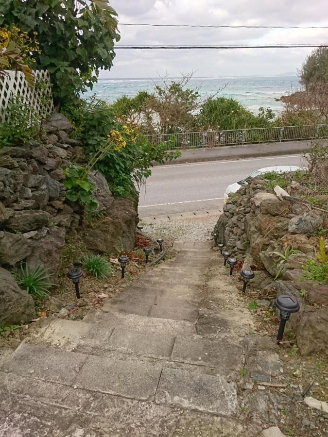 Maribu Beach House 恩纳 外观 照片