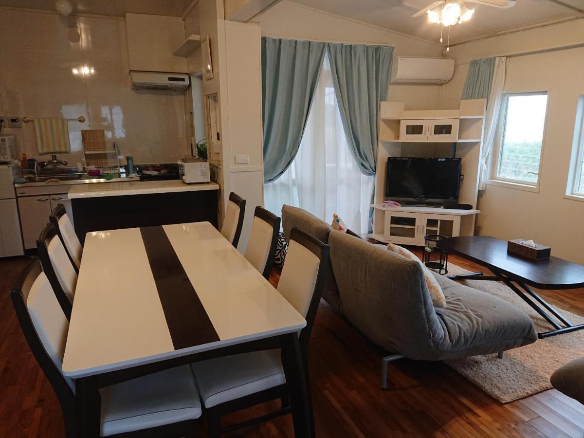 Maribu Beach House 恩纳 外观 照片